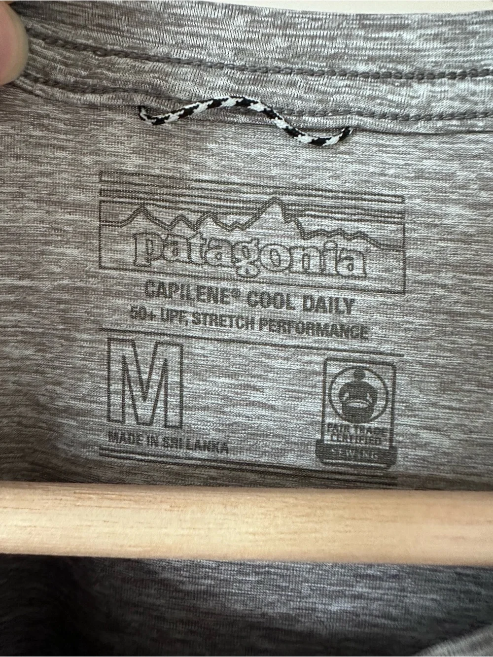 Patagonia Men's Capilene® Cool Daily Fish Graphic T-Shirt - Picture 2 of 4